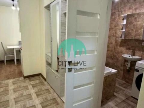 квартира за адресою Романа Левицького вул., 4