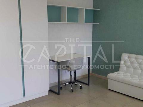 коммерческая по адресу Жилянская ул., 24