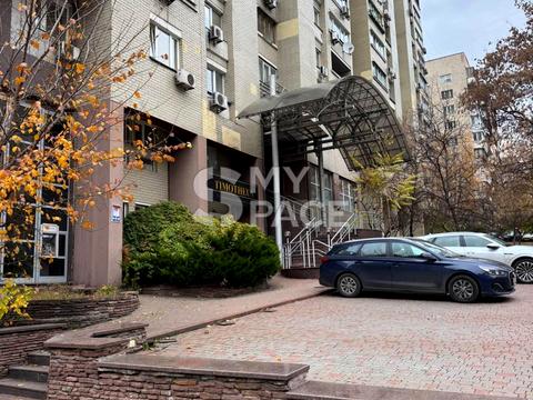 комерційна за адресою Антоновича вул. (Горького), 91/14