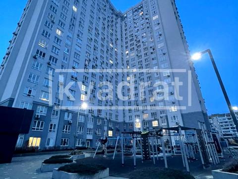 квартира по адресу Драгоманова ул., 10