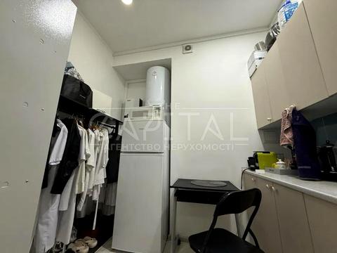 комерційна за адресою Київ, Іоанна Павла II вул. (Патріса Лумумби), 6/1