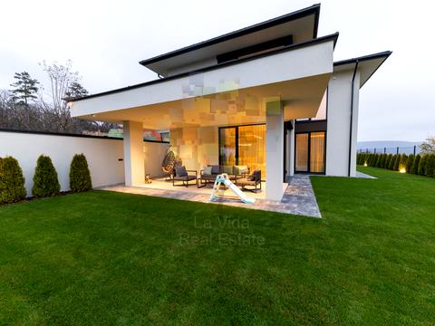 будинок за адресою с. Оноківці, Садівнича, 6