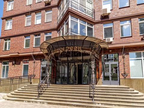 комерційна за адресою Січових Стрільців вул. (Артема), 84-А