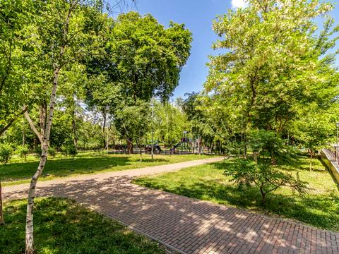 комерційна за адресою Січових Стрільців вул. (Артема), 84-А