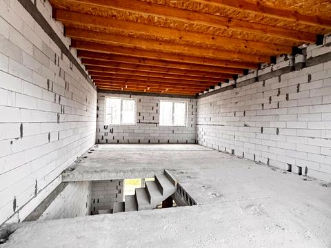 будинок за адресою Квітнева вул.