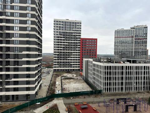 квартира за адресою Олександра Олеся вул., 10/4