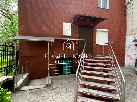 коммерческая по адресу Шота Руставели ул., 15-Б