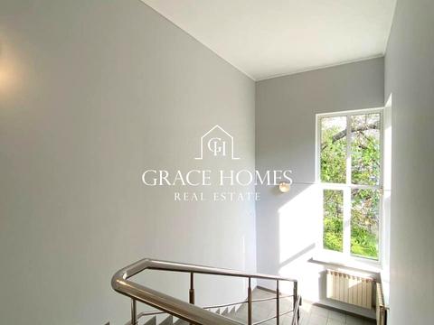 коммерческая по адресу Шота Руставели ул., 15-Б