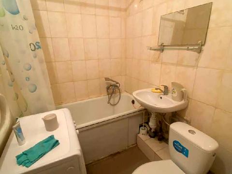 квартира за адресою Медової Печери вул. (), 9