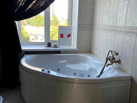 квартира за адресою Панаса Мирного вул., 4