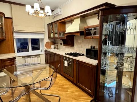 квартира за адресою Панаса Мирного вул., 4