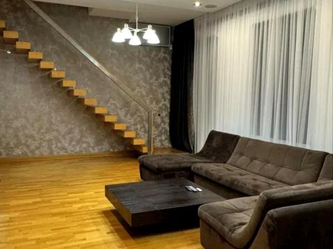 квартира за адресою Панаса Мирного вул., 4