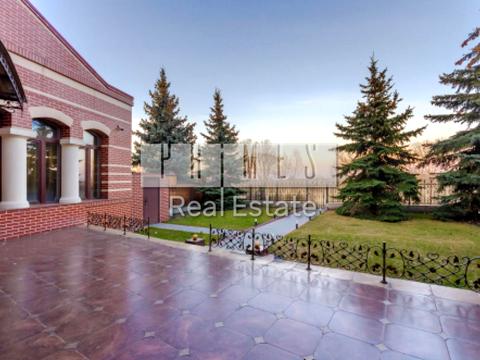 будинок за адресою Оболонська набережна вул.