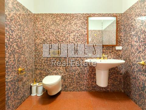 будинок за адресою Оболонська набережна вул.