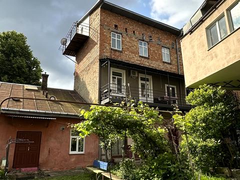 квартира за адресою Конституційна вул. (28 Червня), 18