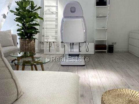 комерційна за адресою Марії Приймаченко бульв. (Академіка Ліхачова), 10/36