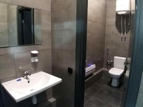 комерційна за адресою Володимира Вернадського вул. (Дзержинського), 29