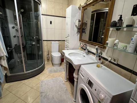 квартира за адресою Наукова вул., 96б