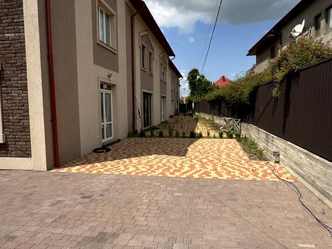 будинок за адресою Головна, 115