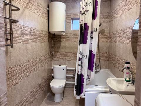 будинок за адресою Молодіжна, 11