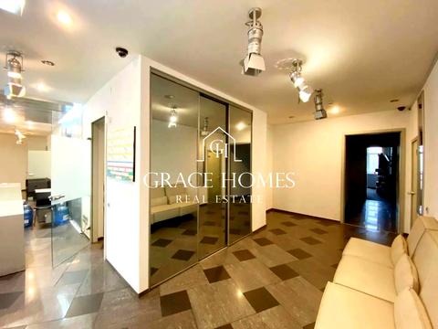 комерційна за адресою Євгена Коновальця вул. (Щорса), 32-Г