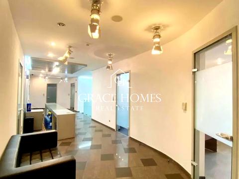 комерційна за адресою Євгена Коновальця вул. (Щорса), 32-Г