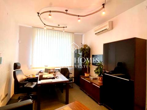 комерційна за адресою Євгена Коновальця вул. (Щорса), 32-Г