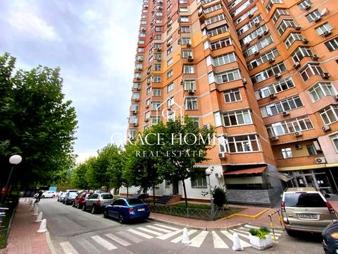 комерційна за адресою Євгена Коновальця вул. (Щорса), 32-Г