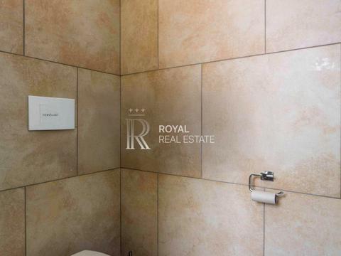 коммерческая по адресу Лютеранская ул., 21/12