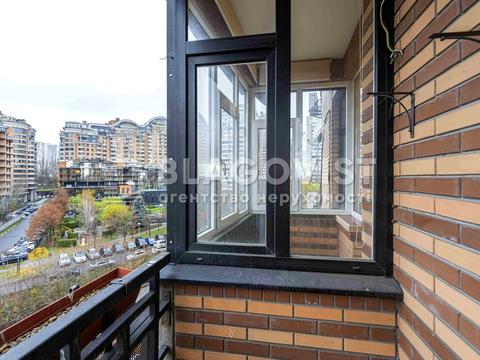 квартира за адресою Старонаводницька вул., 6-Б