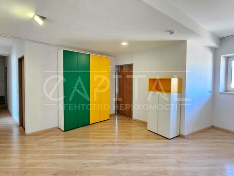 комерційна за адресою Велика Васильківська вул. (Червоноармійська), 9/2