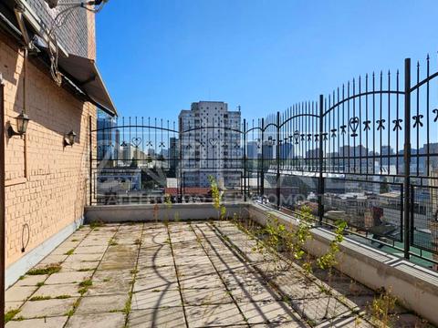 комерційна за адресою Велика Васильківська вул. (Червоноармійська), 9/2