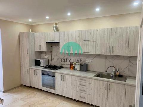 квартира за адресою Олександра Довженка вул., 21а