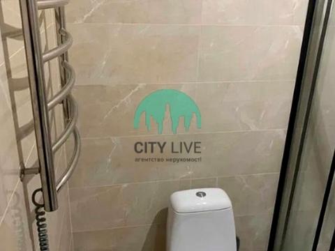 квартира за адресою Олександра Довженка вул., 21а