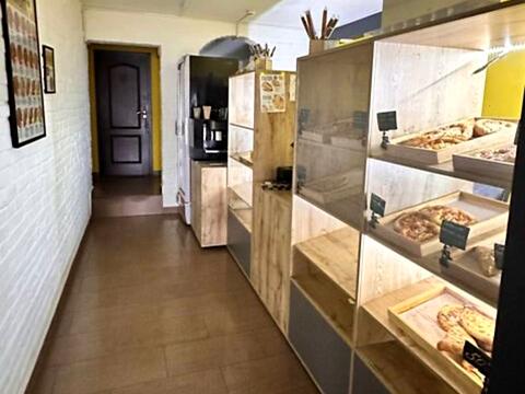 коммерческая по адресу Келецкая ул., 1