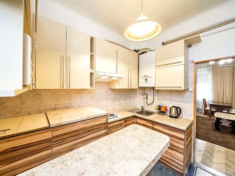 квартира за адресою Краківська вул., 4