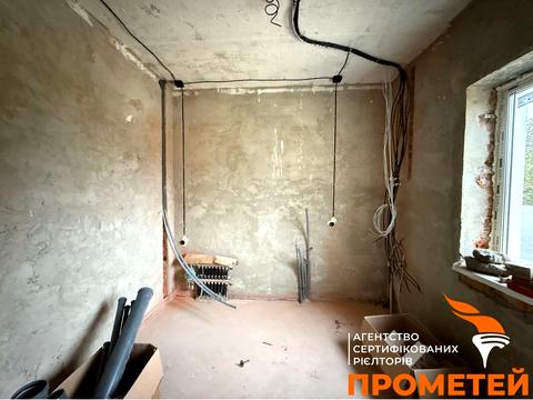 будинок за адресою Вартових Неба вул. (Комарова), 11А