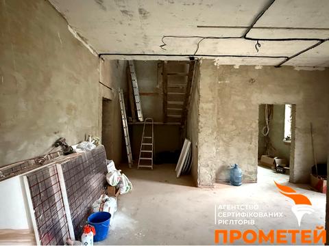 будинок за адресою Вартових Неба вул. (Комарова), 11А