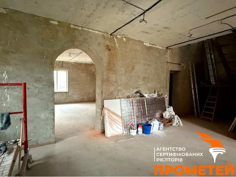 будинок за адресою Вартових Неба вул. (Комарова), 11А