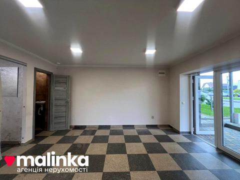 комерційна за адресою Весняна вул., 8