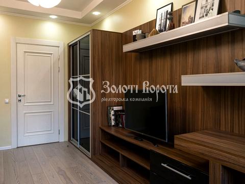 квартира по адресу Патриарха Мстислава Скрипника ул., 40