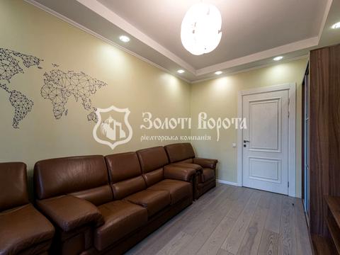 квартира по адресу Патриарха Мстислава Скрипника ул., 40