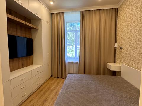 квартира за адресою Тарасівська вул., 8