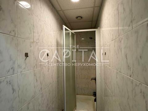 комерційна за адресою Михайла Котельникова вул., 15