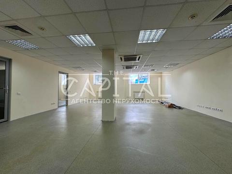 комерційна за адресою Михайла Котельникова вул., 15