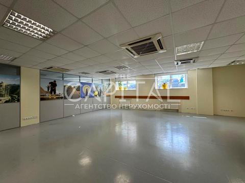 комерційна за адресою Михайла Котельникова вул., 15