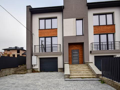 будинок за адресою Петра Батьківського вул.