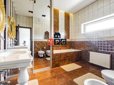 дом по адресу Абрикосова, 15