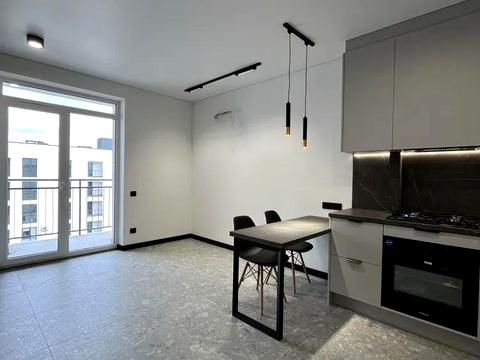 квартира по адресу Героїв Крут ул., 10