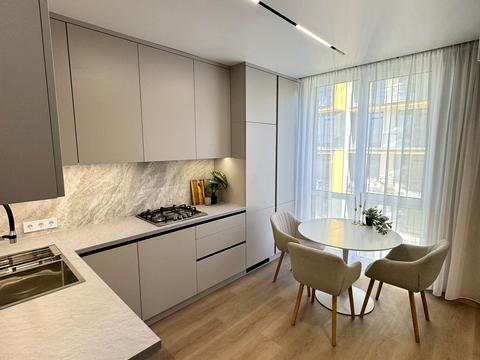 квартира за адресою Дениса Січинського вул., 2а